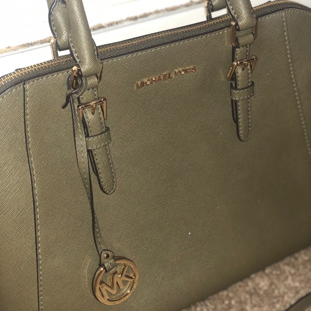 Ciara Saffiano Leather Michael Kors Purse